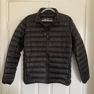 American Eagle black puffer jacket
